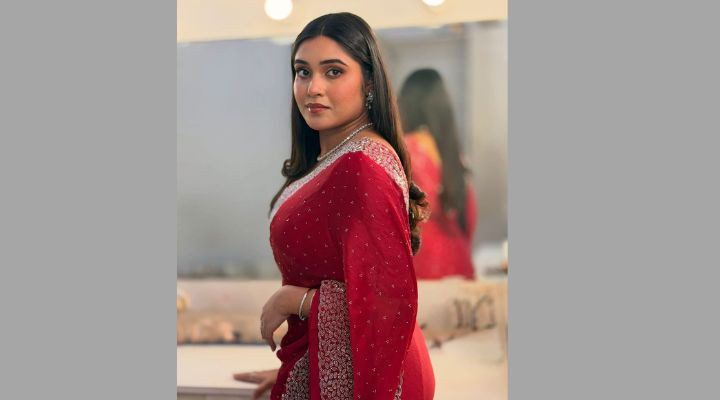 নতুন বছরের শুরুতেই ব্যস্ত মিম চৌধুরী